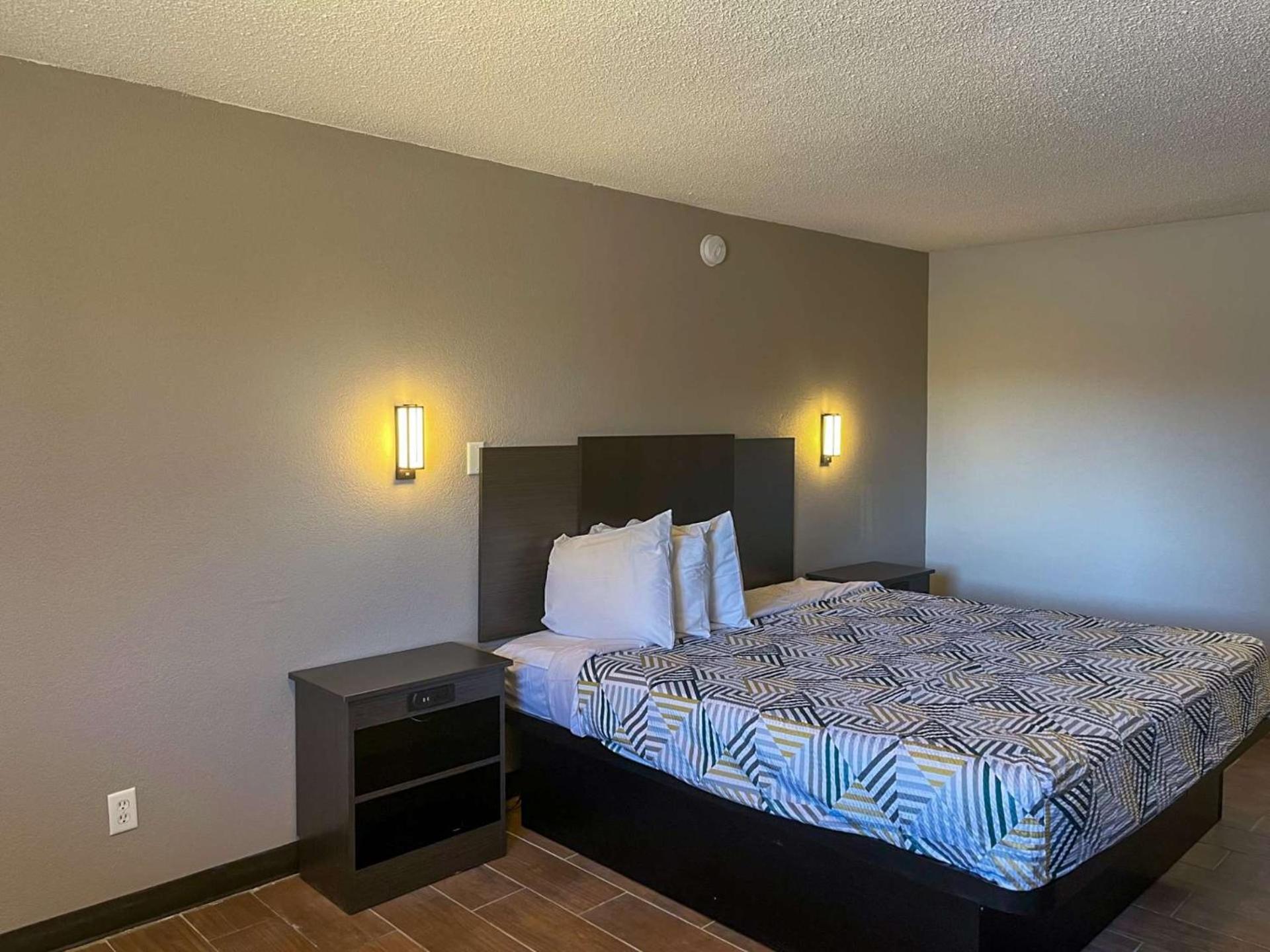 Studio 6 Suites Hurricane, Wv Exterior foto