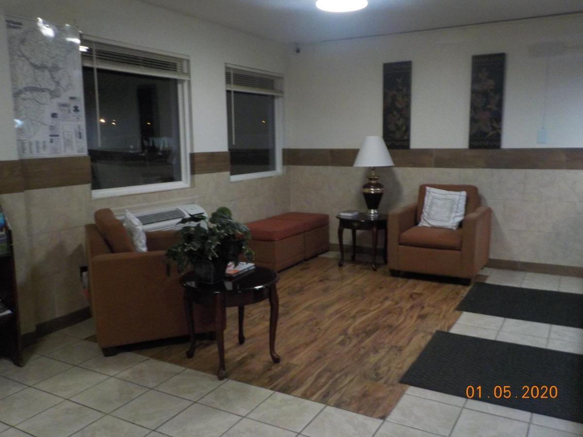 Studio 6 Suites Hurricane, Wv Exterior foto